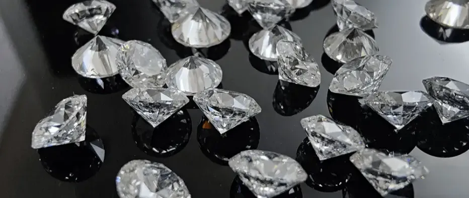Lab_Grown Diamonds